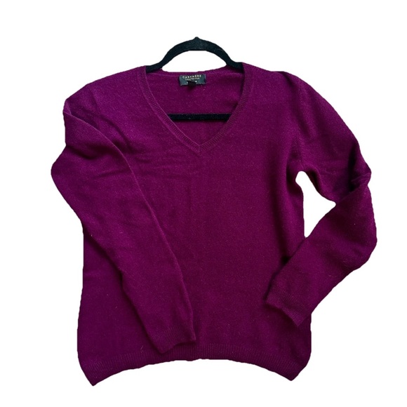 Charter Club Sweaters - Charter Club Luxury 100% Cashmere Berry V-Neck Sweater XS NWOT